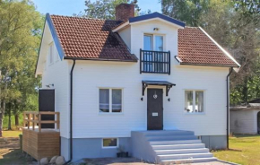Nice home in Mlers with Internet and 3 Bedrooms in Målerås